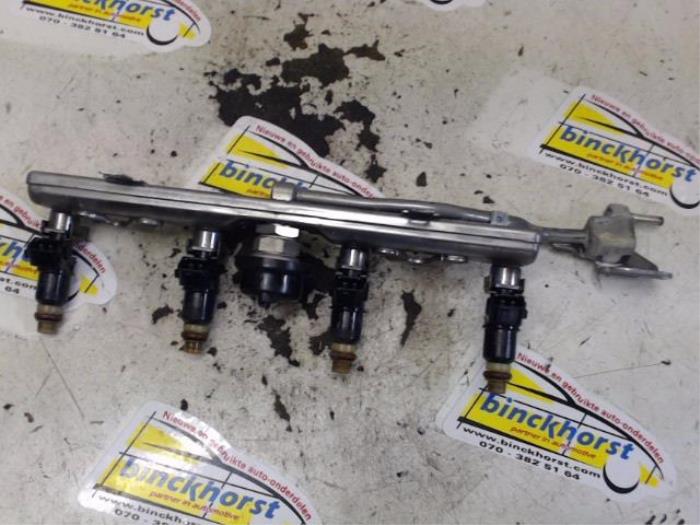 Usagé Système d'injection Honda Insight (ZE2) 1.3 16V VTEC Prix € 52,50 Règlement à la marge proposé par Binckhorst BV