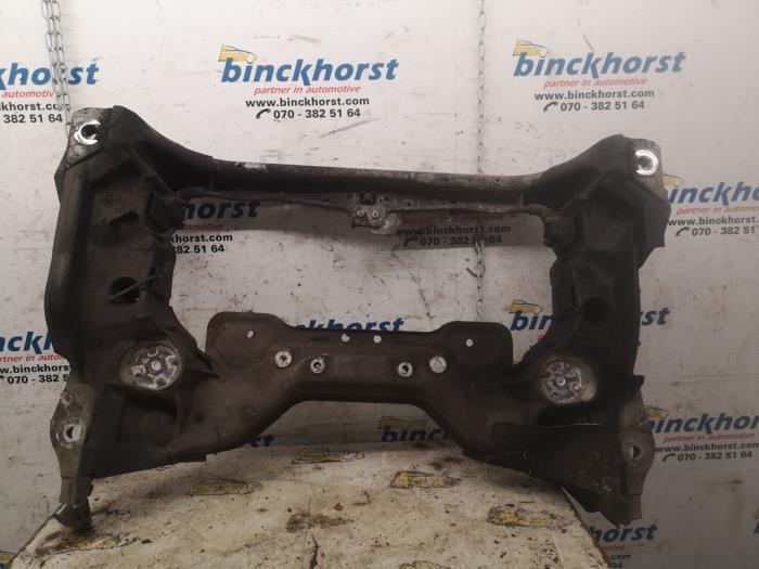 Used Subframe Mercedes C Sportcoupé (C203) 2.2 C-220 CDI 16V Price € 61,95 Margin scheme offered by Binckhorst BV