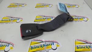 Usagé Insertion ceinture de sécurité arrière gauche Rover 200 (RF) 214 Si 1.4 16V Prix € 21,00 Règlement à la marge proposé par Binckhorst BV