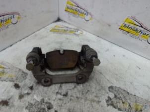 Used Rear brake calliperholder, left BMW 1 serie (E87/87N) 118d 16V Price € 10,50 Margin scheme offered by Binckhorst BV