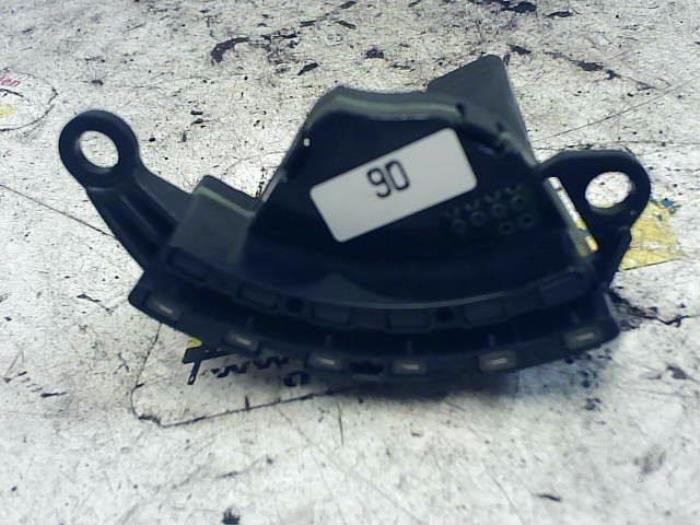Begagnade Styrvinkelsensor Mercedes S (W220) 5.0 S-500 V8 24V Pris € 21,00 Marginaltabell erbjuds av Binckhorst BV