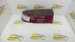 Usagé Feu arrière secondaire gauche Alfa Romeo 164 Prix € 36,75 Règlement à la marge proposé par Binckhorst BV
