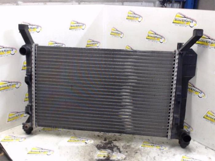 Used Radiator Mercedes B-Klasse Price € 73,50 Margin scheme offered by Binckhorst BV