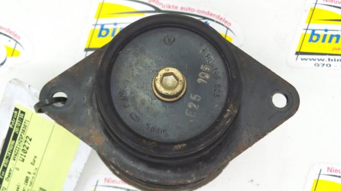 Used Engine mount Volkswagen Golf III (1H1) 1.8 GL,GT Price € 26,25 Margin scheme offered by Binckhorst BV