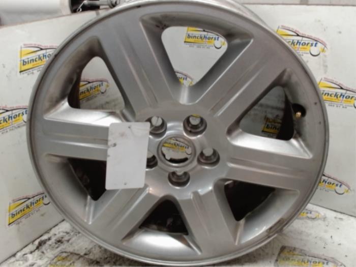 Używane Obrecz Landrover Freelander II 2.2 td4 16V Cena € 78,75 Procedura marży oferowane przez Binckhorst BV