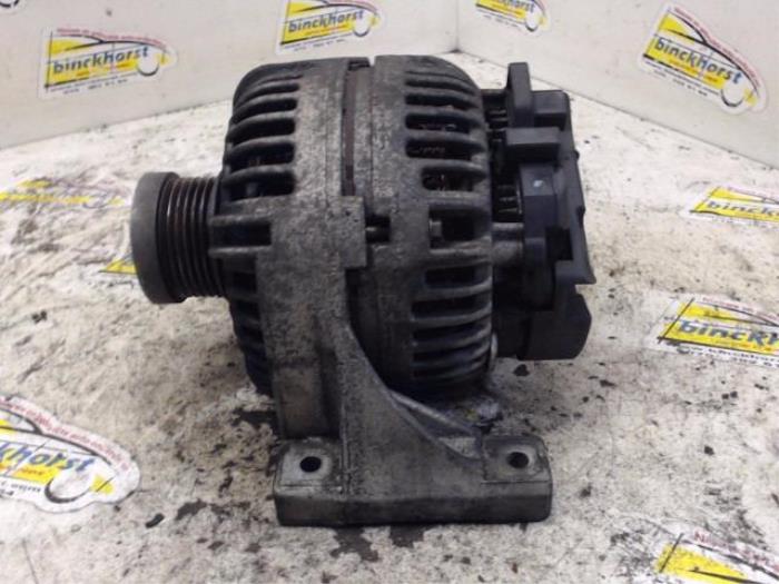 Dynamo van een Volvo XC90 I 2.4 D5 20V 2006