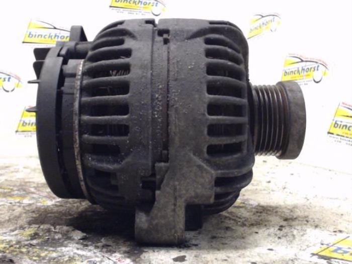 Dynamo van een Volvo XC90 I 2.4 D5 20V 2006