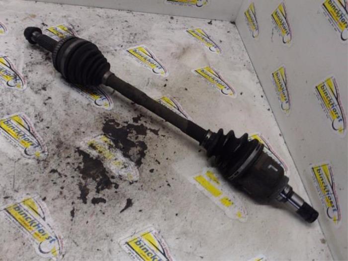 Front drive shaft, left from a Toyota Prius (NHW20) 1.5 16V 2006