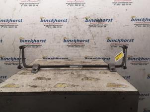 Used Front anti-roll bar Renault Twingo III (AH) 1.0 SCe 70 12V Price € 42,00 Margin scheme offered by Binckhorst BV