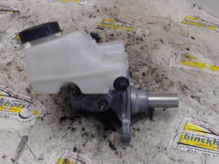 Used Master cylinder Renault Twingo III (AH) 1.0 SCe 70 12V Price € 31,50 Margin scheme offered by Binckhorst BV