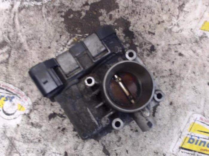 Gebrauchte Drosselklappengehäuse Fiat Grande Punto (199) 1.2 Preis € 36,75 Margenregelung angeboten von Binckhorst BV