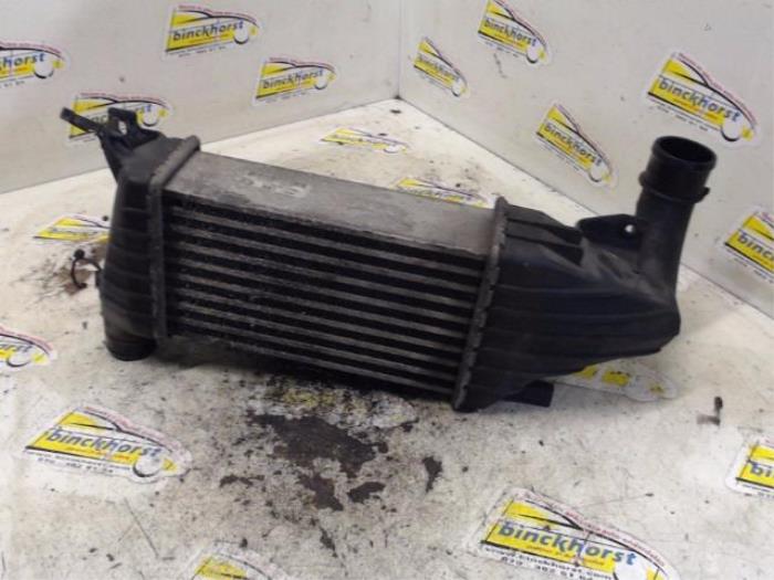 Usados Intercooler Opel Astra H (L48) 1.7 CDTi 16V Precio € 26,25 Norma de margen ofrecido por Binckhorst BV