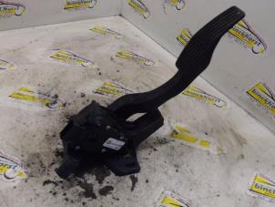 Used Accelerator pedal Opel Meriva 1.4 16V Twinport Price € 26,25 Margin scheme offered by Binckhorst BV
