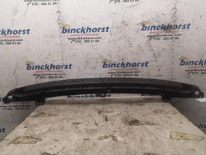 Gebrauchte Stoßstangenrahmen vorne Peugeot 206+ (2L/M) 1.1 XR,XS Preis € 26,25 Margenregelung angeboten von Binckhorst BV