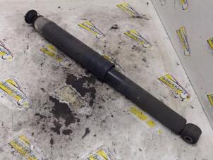 Used Rear shock absorber, right Renault Clio IV (5R) 0.9 Energy TCE 90 12V Price € 26,25 Margin scheme offered by Binckhorst BV