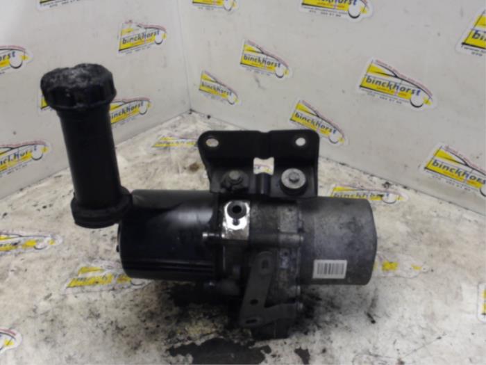 Usagé Pompe de direction Peugeot 5008 I (0A/0E) 1.6 THP 16V Prix € 183,75 Règlement à la marge proposé par Binckhorst BV