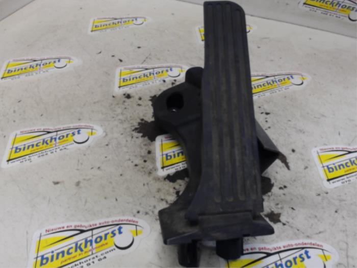 Gebrauchte Gaspedal Volkswagen Touran (1T1/T2) 1.9 TDI 105 Euro 3 Preis € 31,50 Margenregelung angeboten von Binckhorst BV