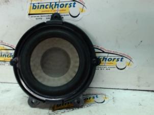 Used Speaker Renault Twingo II (CN) 1.2 16V Price € 10,50 Margin scheme offered by Binckhorst BV