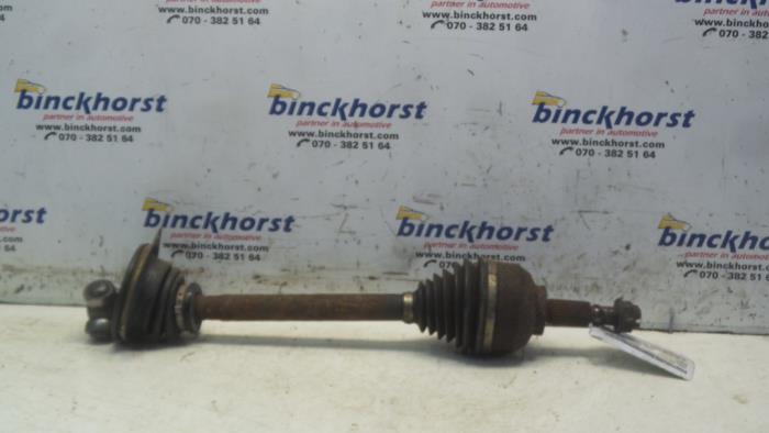 Drivaxel, vänster fram från en Renault Espace (JK) 2.2 dCi 16V 2003
