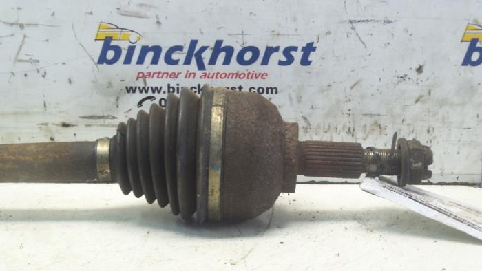 Drivaxel, vänster fram från en Renault Espace (JK) 2.2 dCi 16V 2003