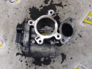 Used EGR valve Opel Vivaro 2.0 CDTI Price € 47,25 Margin scheme offered by Binckhorst BV