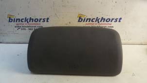 Usagé Airbag droite (tableau de bord) Mitsubishi Colt (CJ) 1.3 GL,GLX 12V Prix € 42,00 Règlement à la marge proposé par Binckhorst BV