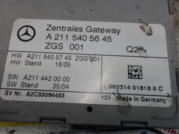 Gateway Modul van een Mercedes-Benz E (W211) 3.0 E-280 V6 24V 2006