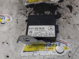 Używane Modul alarmu Mercedes E (W211) 3.0 E-280 V6 24V Cena € 10,50 Procedura marży oferowane przez Binckhorst BV
