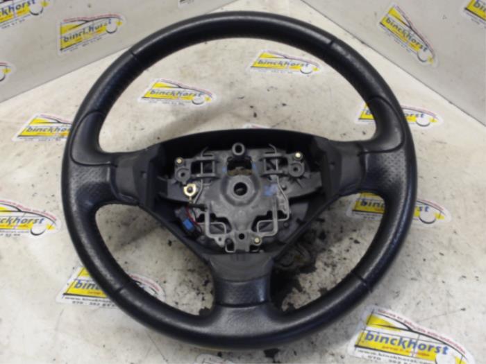 Usagé Volant Peugeot 206+ (2L/M) 1.4 XS Prix € 31,50 Règlement à la marge proposé par Binckhorst BV