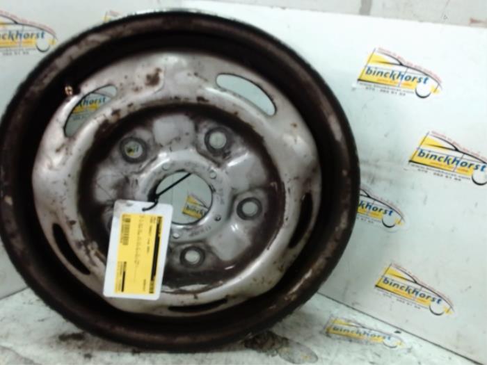 Używane Obrecz Ford Transit 2.0 TDdi 16V 260S Cena € 26,25 Procedura marży oferowane przez Binckhorst BV