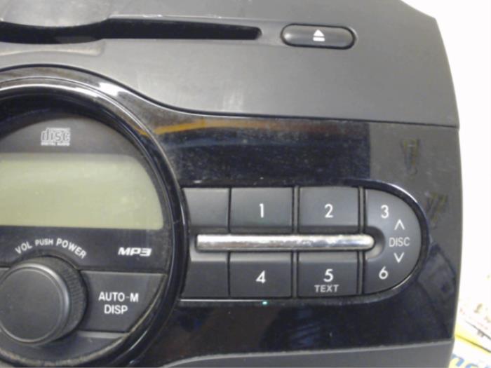 Radio CD player Mazda 2 1.3 16V MZR DL4066AR0 SANYO