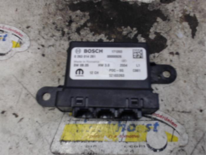Begagnade PDC-modul Jeep Renegade (BU) 1.4 Multi Air 16V Pris € 93,45 Marginaltabell erbjuds av Binckhorst BV