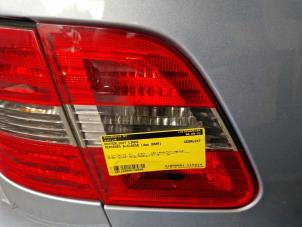 Używane Tylne swiatlo pozycyjne lewe Mercedes B (W245,242) 1.7 B-170 16V Cena € 19,95 Procedura marży oferowane przez Binckhorst BV