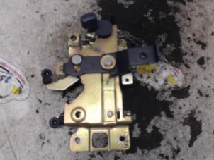 Used Sliding door lock mechanism, right Citroen Jumpy (U64) 1.9Di Price € 31,50 Margin scheme offered by Binckhorst BV