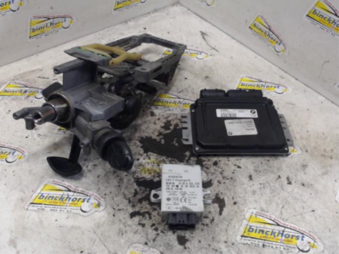 Used Ignition lock + computer BMW Mini (R50/53) 1.6 16V Cooper Price € 125,00 Margin scheme offered by Binckhorst BV