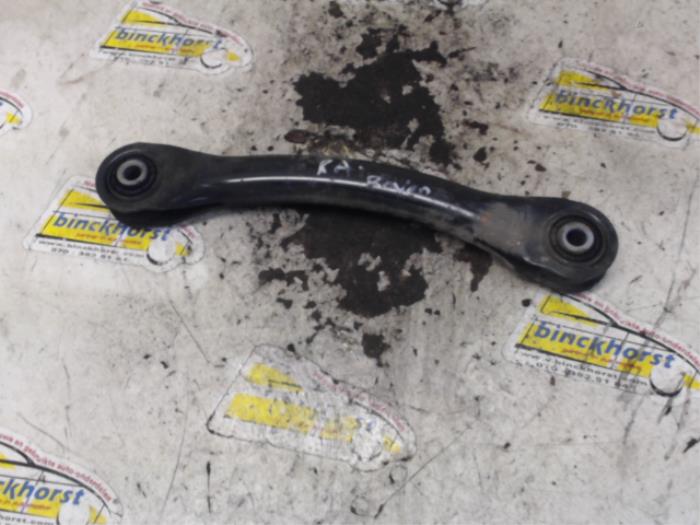 Rear upper wishbone, right from a Ford Focus 3 Wagon 1.0 Ti-VCT EcoBoost 12V 125 2017