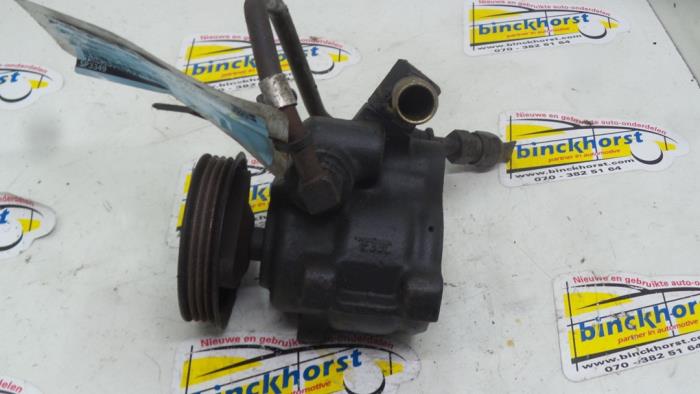 Begagnade Servostyrningspump Ford Courier (FVJ) 1.8D Pris € 52,50 Marginaltabell erbjuds av Binckhorst BV