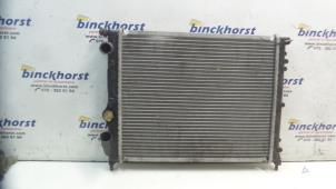 Kühler van een Renault Clio (B/C57/357/557/577) 1.2e Kat. 1991
