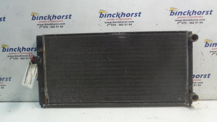 Used Radiator Volkswagen Golf III (1H1) 2.0 GTI Price € 31,50 Margin scheme offered by Binckhorst BV