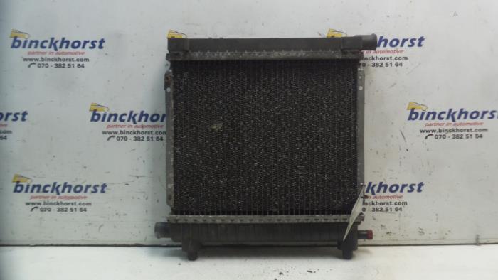 Used Radiator Mercedes E (W124) 2.0 200 Price € 42,00 Margin scheme offered by Binckhorst BV