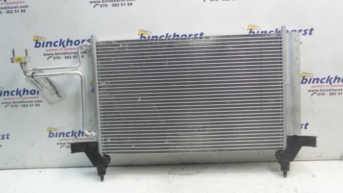 Usagé Radiateur clim Fiat Stilo (192A/B) 1.4 16V Prix € 52,50 Règlement à la marge proposé par Binckhorst BV