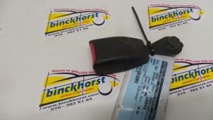 Used Front seatbelt buckle, right Mazda 323 F (BA14) 1.5i GLX,GT 16V Price € 26,25 Margin scheme offered by Binckhorst BV