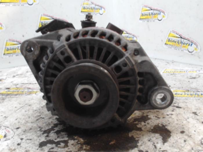 Dynamo Toyota Yaris (P1), 1999 / 2005 1.4 D-4D, Fließheck, Diesel, 1.364cc, 55kW (75pk), FWD, 1NDTV, 2001-10 / 2005-09, NLP10 (Gebraucht)