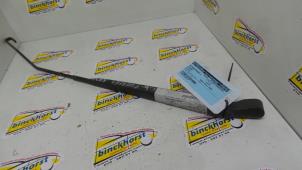 Used Front wiper arm Citroen C3 Pluriel (HB) 1.4 Price € 15,75 Margin scheme offered by Binckhorst BV