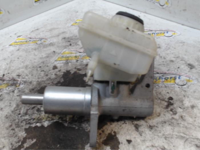Used Master cylinder Audi A4 (B8) 2.0 TDI 16V Price € 42,00 Margin scheme offered by Binckhorst BV