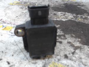 Zündspule van een Nissan Micra (K11) 1.4 16V 2002
