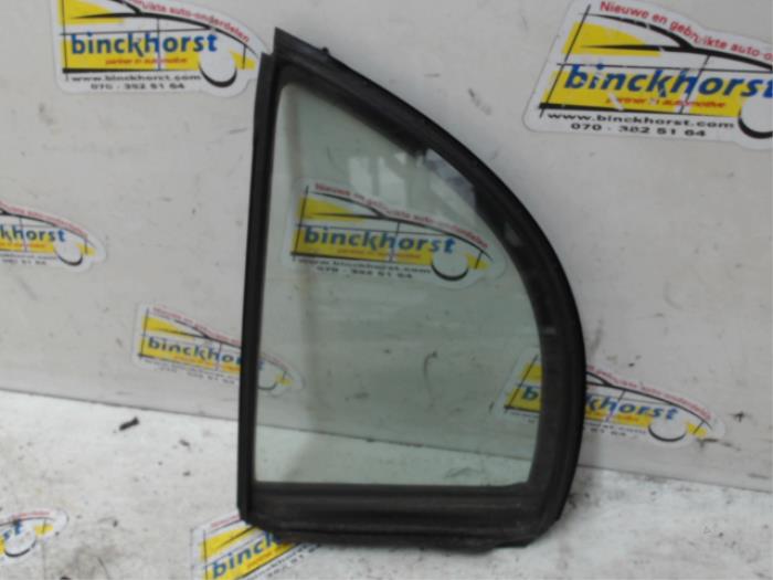 Usados Ventanilla triangular izquierda detrás Honda Civic (FA/FD) 1.3 Hybrid Precio € 31,50 Norma de margen ofrecido por Binckhorst BV