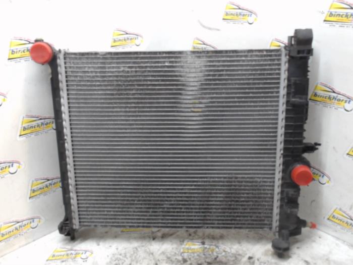Usagé Radiateur Opel Meriva (B) 1.3 CDTI 16V Prix € 31,50 Règlement à la marge proposé par Binckhorst BV