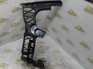 Used Rear bumper bracket, left Mercedes CLA AMG (118.3) 2.0 CLA-35 AMG Turbo 16V 4-Matic Price € 31,50 Margin scheme offered by Binckhorst BV