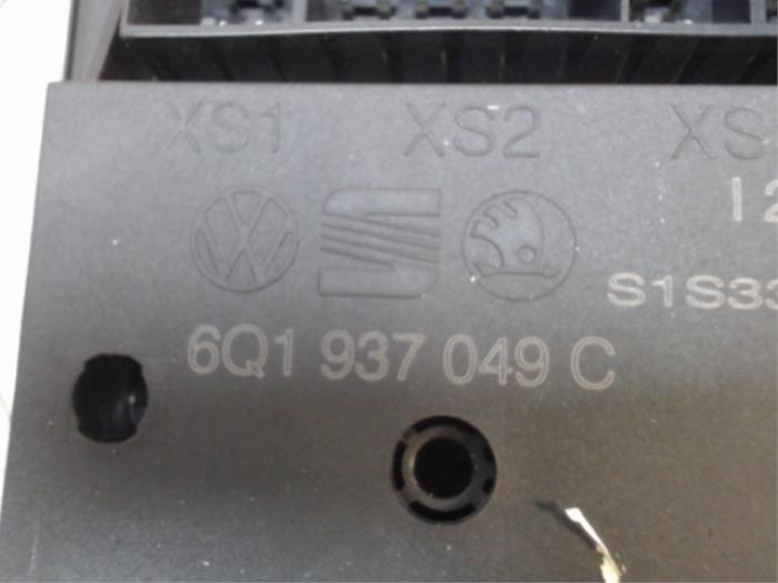 Sterownik Body Control z Seat Ibiza III (6L1) 1.4 16V 75 2003